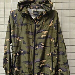 Lightweight Men Camo Army Print Windbreaker Size M